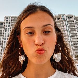 Meet your Posher, Hayden